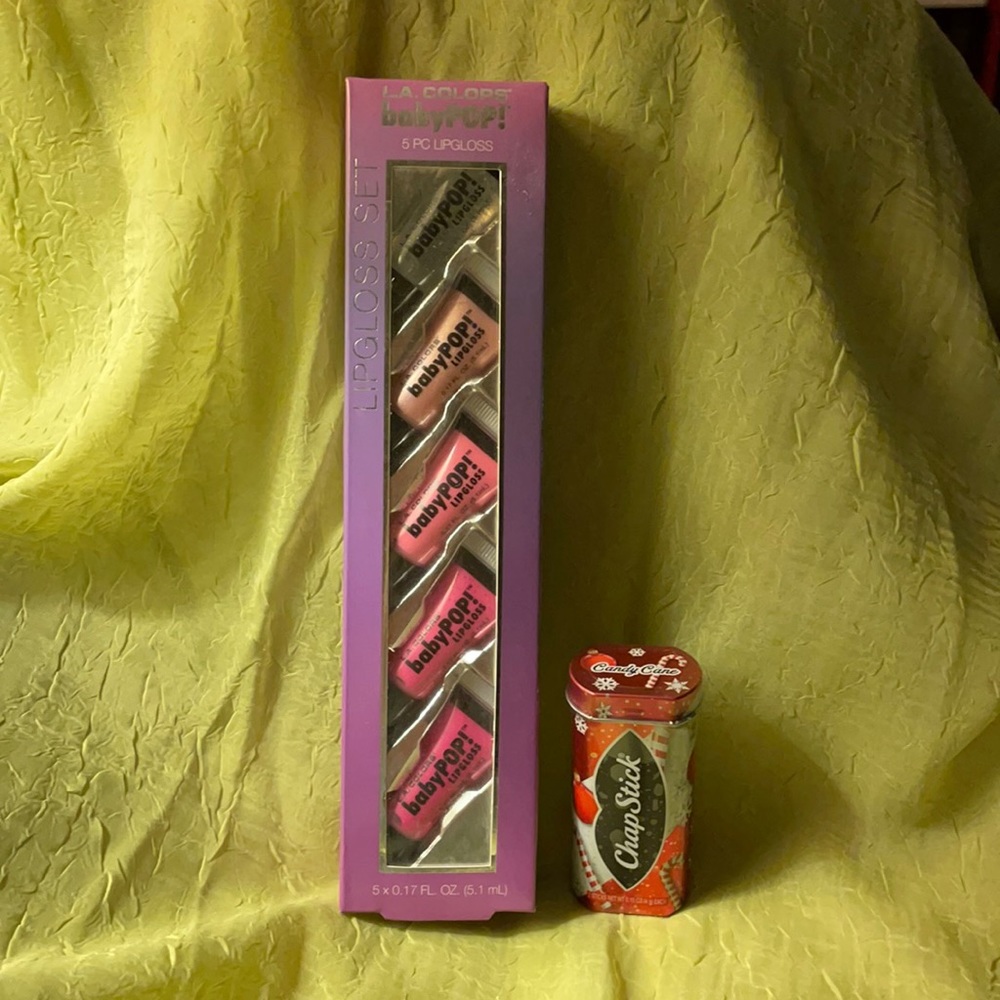 L.A.colors baby POP set of 5 lip glosses and chapstick  qty 2 Christmas set. new